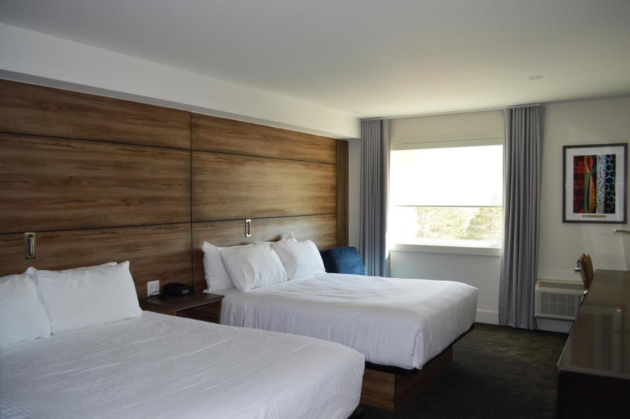 Living Stone Golf Resort Collingwood Extérieur photo