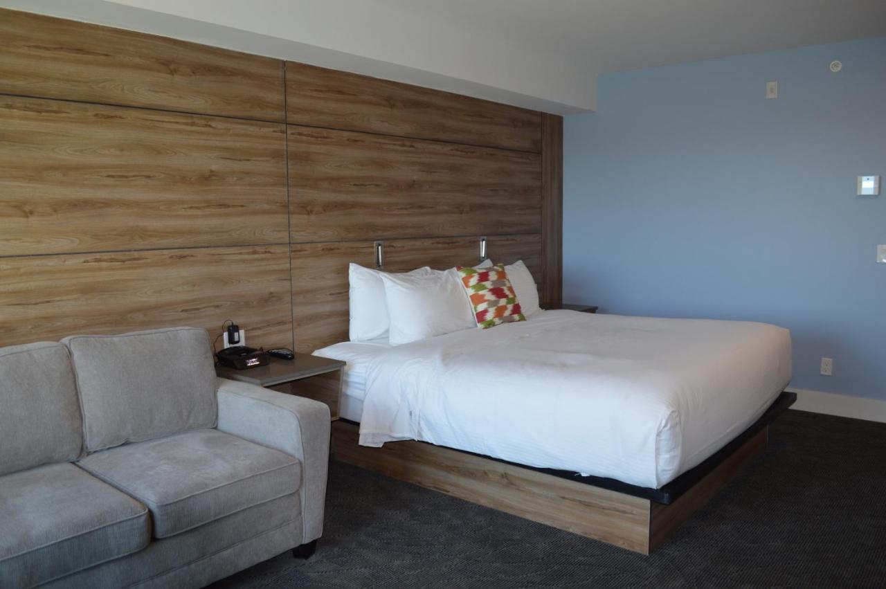 Living Stone Golf Resort Collingwood Extérieur photo